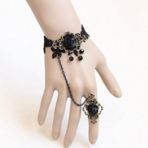 Gothic Bracelet With Ring 